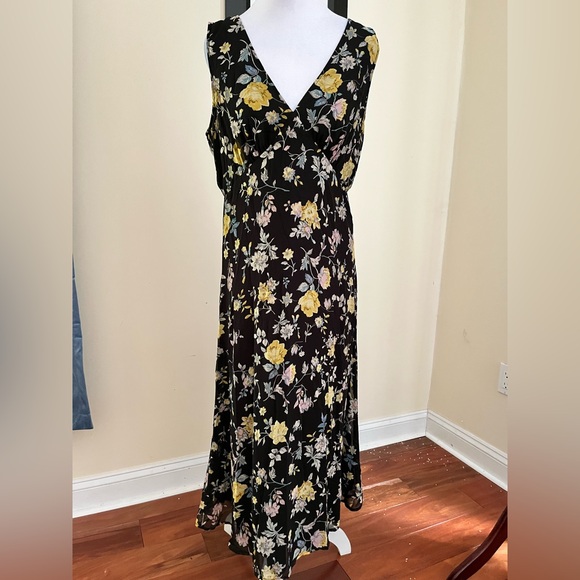 Rokoko Classic Navy Blue Floral Dress - Picture 1 of 5
